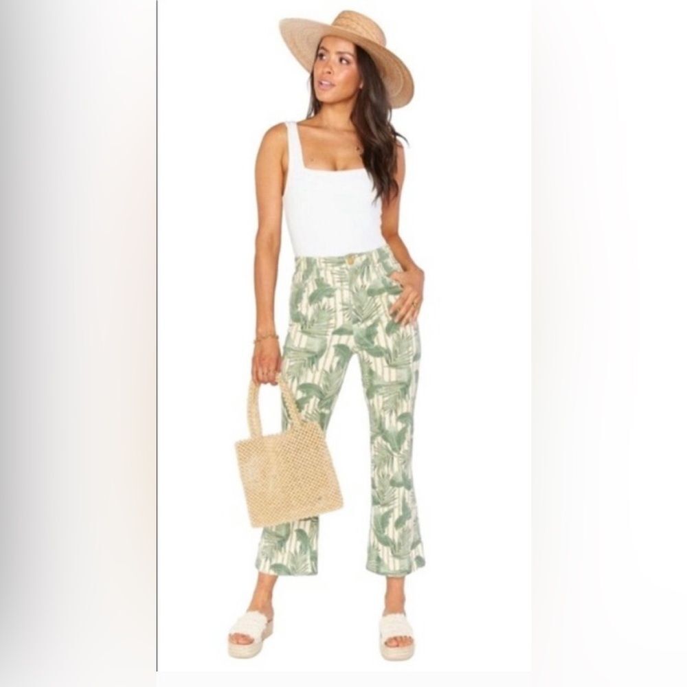 Show Me Your Mumu Cropped
Hawn Trouser Bamboo Palm
Pattern Size 26